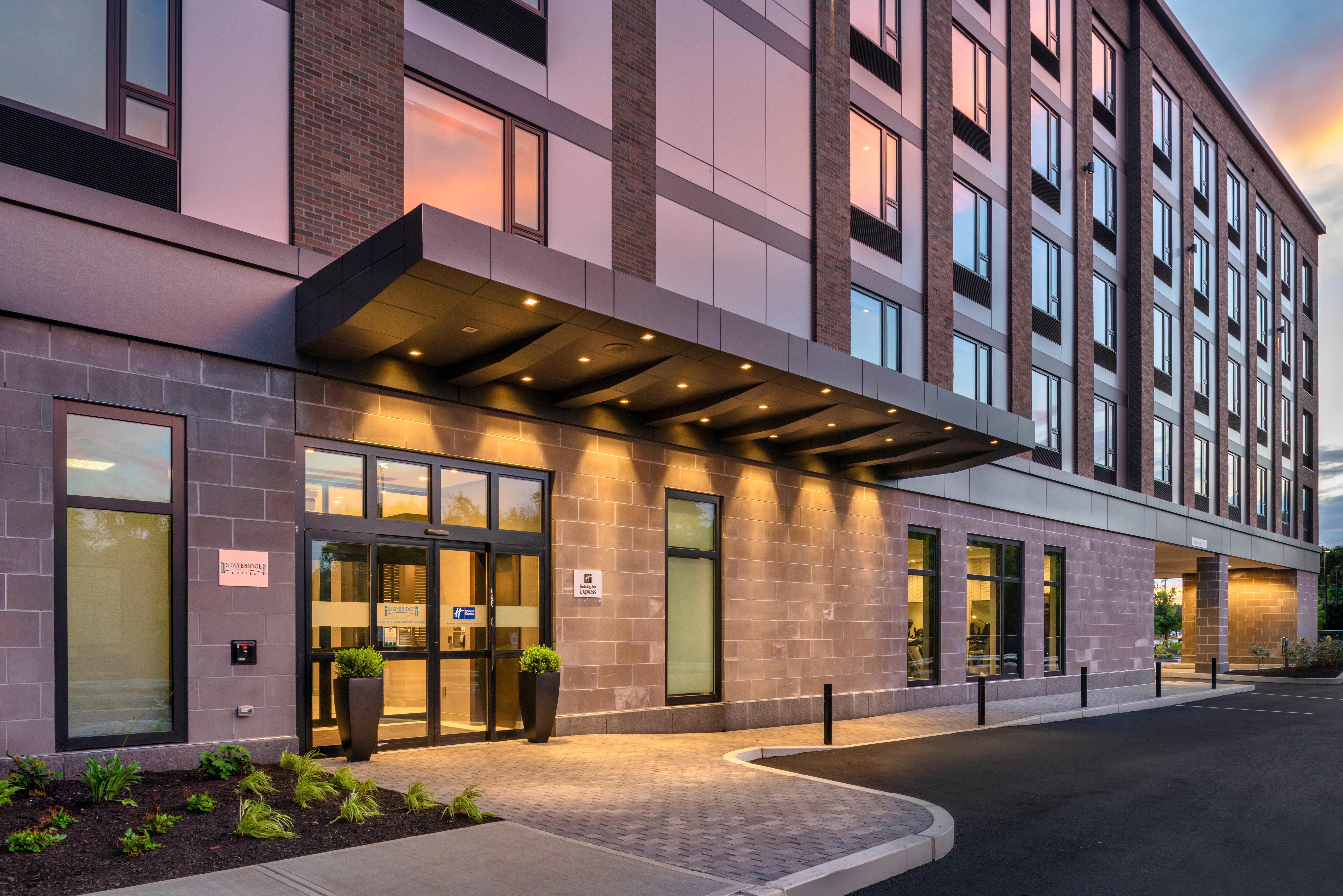 Holiday Inn Express - Boston Logan Airport - Revere By Ihg Exterior photo